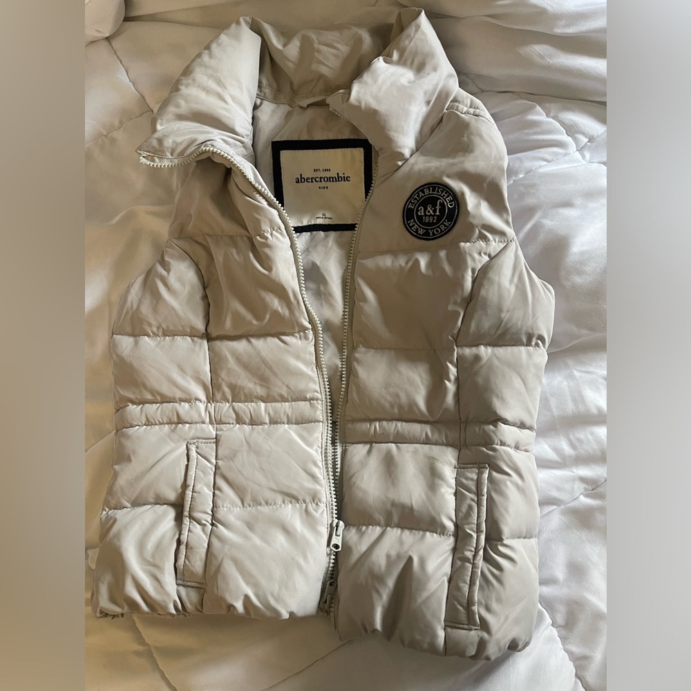 Abercrombie & Fitch Vest